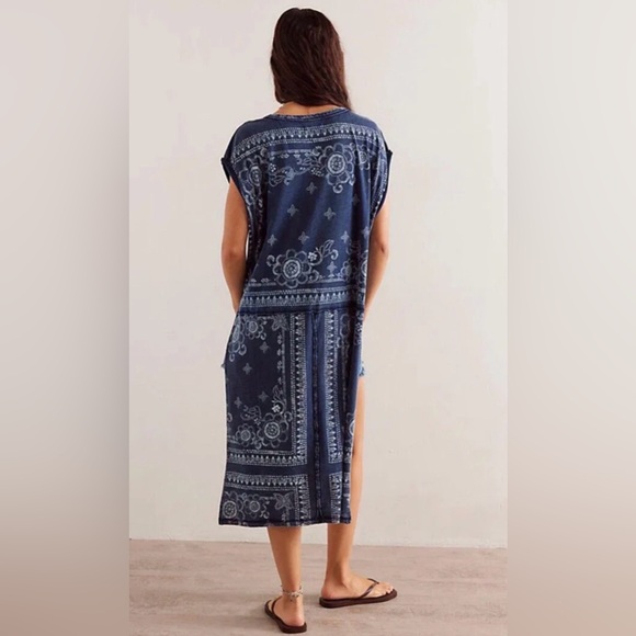 We The Free Indi Max Tee in Indigo - Picture 3 of 8